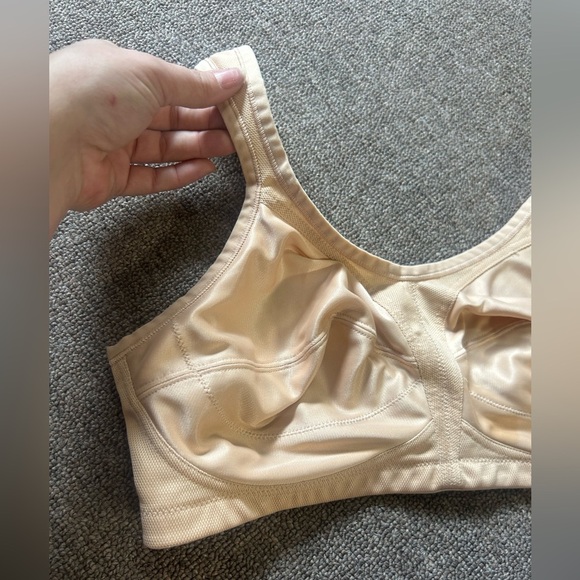 NWT Freya Active 36DD Women's Beige Sports Bra, thick straps - Picture 6 of 8